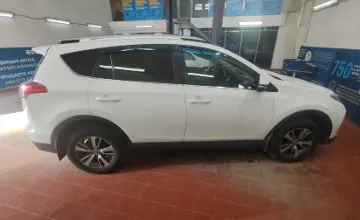 Toyota RAV4 2019 года за 10 000 000 тг. в Астана фото 4