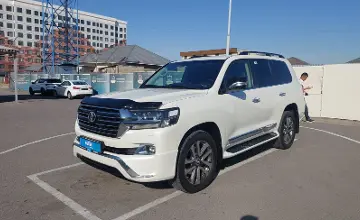 Toyota Land Cruiser 2017 года за 31 000 000 тг. в Шымкент фото 1