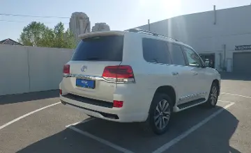 Toyota Land Cruiser 2017 года за 31 000 000 тг. в Шымкент фото 3