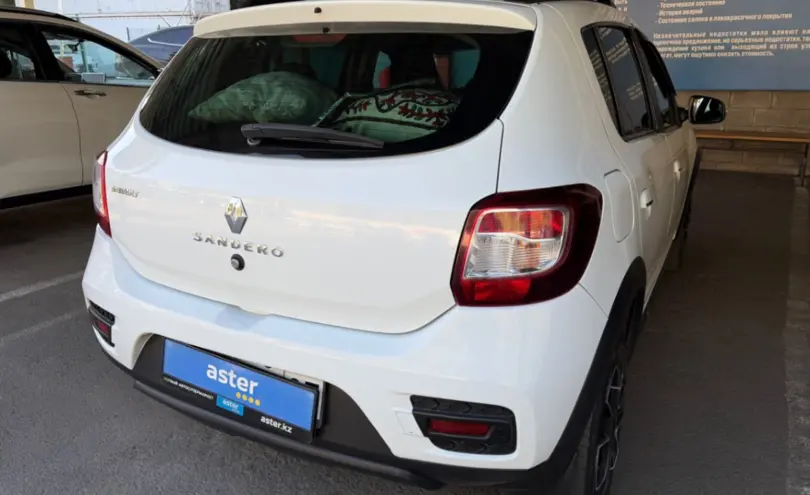 Renault Sandero 2019 года за 5 000 000 тг. в Алматы фото 5