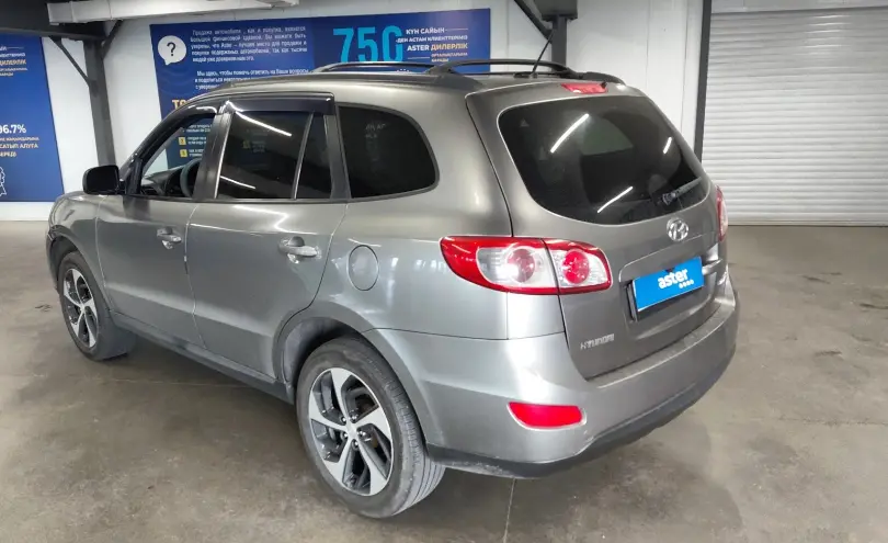 Hyundai Santa Fe 2011 года за 6 700 000 тг. в Астана фото 4