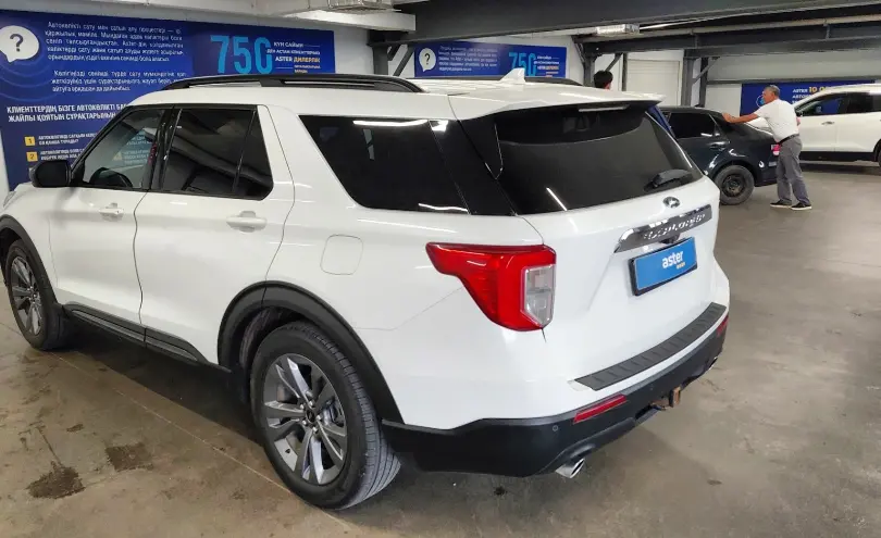 Ford Explorer 2021 года за 25 000 000 тг. в Астана фото 4