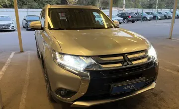 Mitsubishi Outlander 2019 года за 9 500 000 тг. в Алматы фото 3