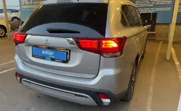 Mitsubishi Outlander 2019 года за 9 500 000 тг. в Алматы