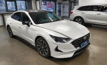 Hyundai Sonata 2020 года за 12 500 000 тг. в Астана фото 2