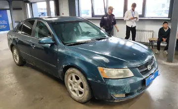 Hyundai Sonata 2006 года за 2 500 000 тг. в Астана фото 2