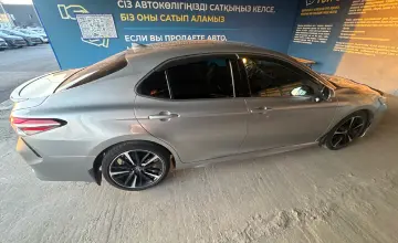 Toyota Camry 2019 года за 11 000 000 тг. в Алматы фото 4