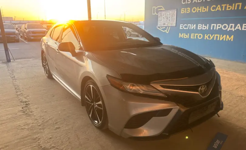 Toyota Camry 2019 года за 11 000 000 тг. в Алматы фото 3