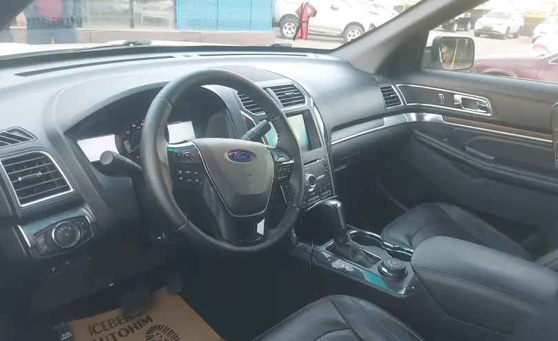 Ford Explorer 2016 года за 15 000 000 тг. в Алматы фото 5