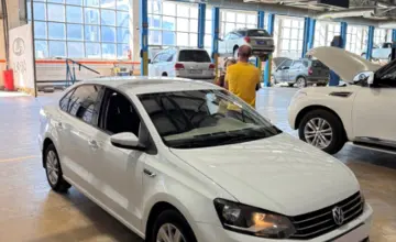 Volkswagen Polo 2017 года за 6 500 000 тг. в Караганда фото 3