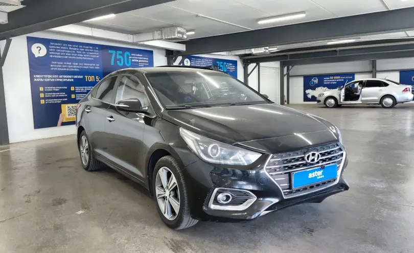 Hyundai Accent 2018 года за 6 800 000 тг. в Астана фото 2