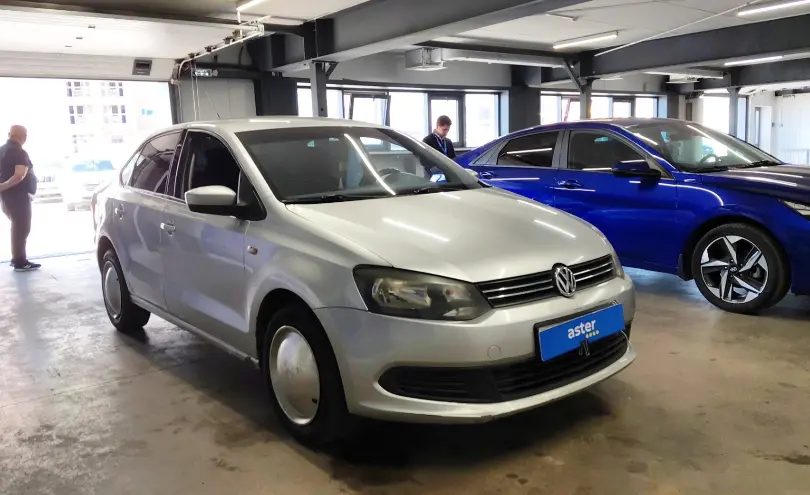Volkswagen Polo 2011 года за 3 000 000 тг. в Астана фото 2