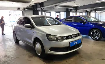 Volkswagen Polo 2011 года за 3 000 000 тг. в Астана фото 2