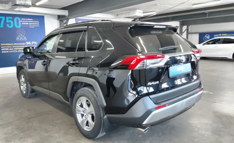 Toyota RAV4 2023 года за 15 000 000 тг. в Астана фото 4