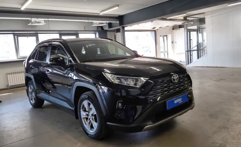 Toyota RAV4 2023 года за 15 000 000 тг. в Астана фото 2