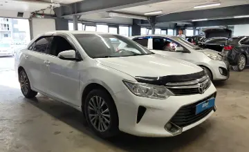 Toyota Camry 2015 года за 9 000 000 тг. в Астана фото 2