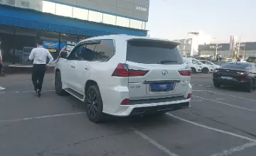 Lexus LX 2018 года за 35 000 000 тг. в Алматы фото 4