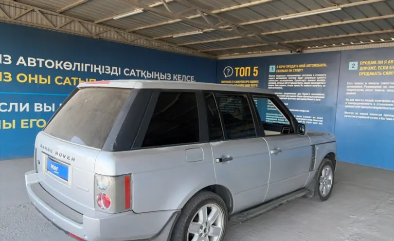 Land Rover Range Rover 2004 года за 5 200 000 тг. в Алматы фото 5