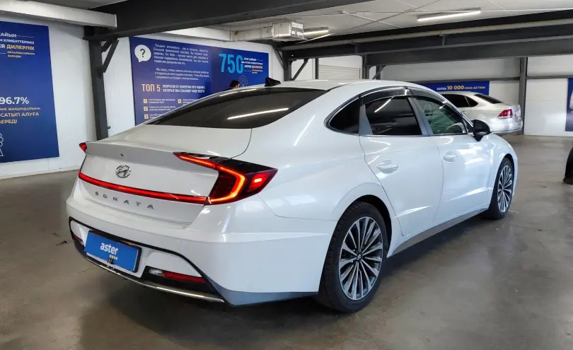 Hyundai Sonata 2022 года за 11 000 000 тг. в Астана фото 3