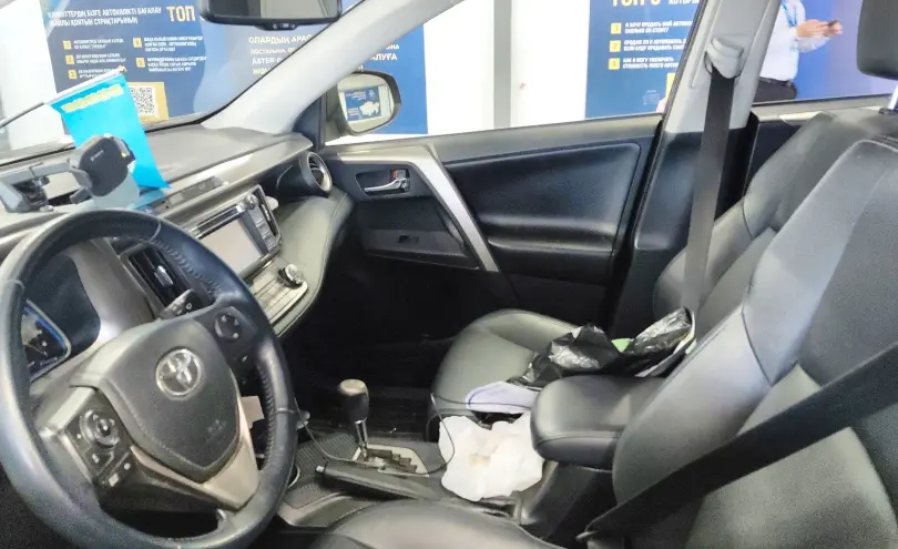 Toyota RAV4 2013 года за 9 000 000 тг. в Астана фото 5
