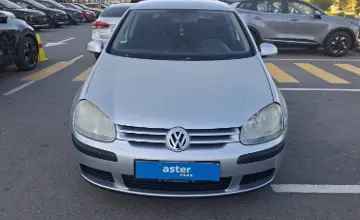 Volkswagen Golf 2004 года за 2 500 000 тг. в Астана фото 2