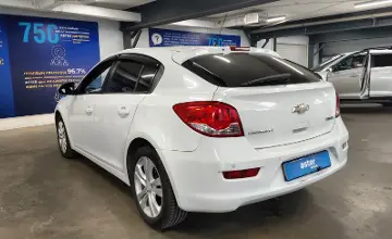 Chevrolet Cruze 2013 года за 3 500 000 тг. в Астана фото 4