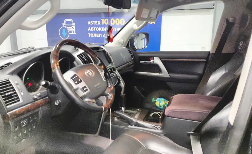 Toyota Land Cruiser 2013 года за 20 000 000 тг. в Астана фото 5