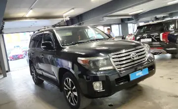Toyota Land Cruiser 2013 года за 20 000 000 тг. в Астана фото 2
