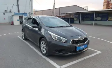 Kia Ceed 2013 года за 3 300 000 тг. в Шымкент фото 2