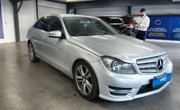 Mercedes-Benz C-Класс 2011 года за 7 000 000 тг. в Астана фото 2