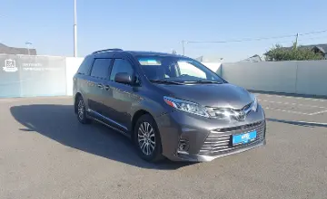 Toyota Sienna 2020 года за 14 000 000 тг. в Шымкент фото 2
