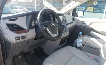 Toyota Sienna 2020 года за 14 000 000 тг. в Шымкент фото 5