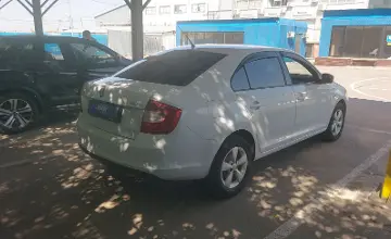 Skoda Rapid 2014 года за 3 700 000 тг. в Алматы фото 3