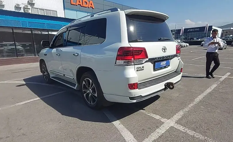 Toyota Land Cruiser 2021 года за 35 000 000 тг. в Алматы фото 4