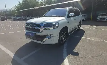 Toyota Land Cruiser 2021 года за 35 000 000 тг. в Алматы фото 1