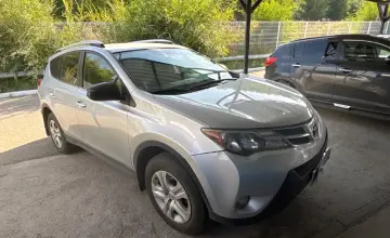 Toyota RAV4 2014 года за 9 600 000 тг. в Усть-Каменогорск фото 3