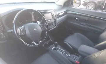 Mitsubishi Outlander 2016 года за 8 500 000 тг. в Алматы фото 5