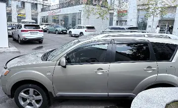 Mitsubishi Outlander 2008 года за 5 500 000 тг. в Астана