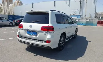 Toyota Land Cruiser 2018 года за 35 000 000 тг. в Шымкент фото 3