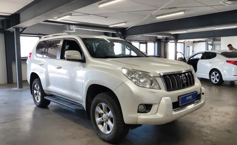 Toyota Land Cruiser Prado 2012 года за 15 000 000 тг. в Астана фото 2