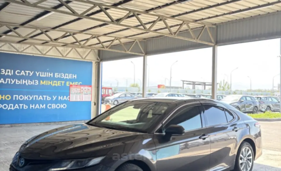 Toyota Camry 2023 года за 15 000 000 тг. в Алматы