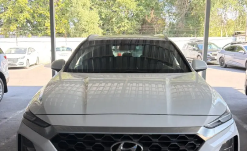 Hyundai Santa Fe 2020 года за 13 000 000 тг. в Алматы фото 2