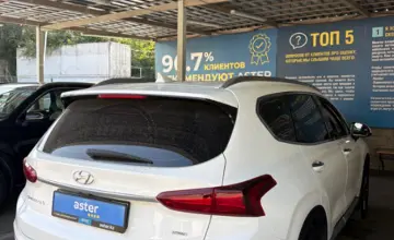 Hyundai Santa Fe 2020 года за 13 000 000 тг. в Алматы