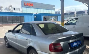 Audi A4 1997 года за 1 200 000 тг. в Алматы фото 4
