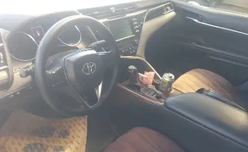 Toyota Camry 2018 года за 9 000 000 тг. в Алматы фото 5