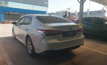Toyota Camry 2018 года за 9 000 000 тг. в Алматы фото 4