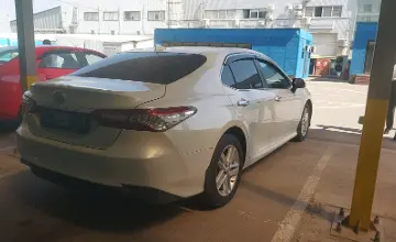 Toyota Camry 2018 года за 9 000 000 тг. в Алматы фото 3