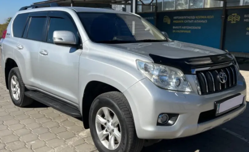 Toyota Land Cruiser Prado 2011 года за 13 000 000 тг. в Караганда фото 3