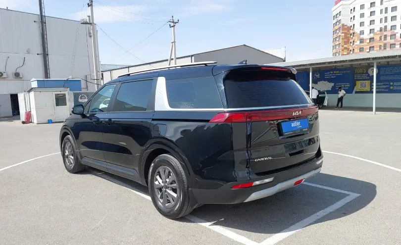 Kia Carnival 2023 года за 18 000 000 тг. в Шымкент фото 4