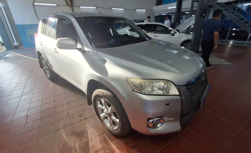 Toyota RAV4 2011 года за 7 000 000 тг. в Астана фото 3
